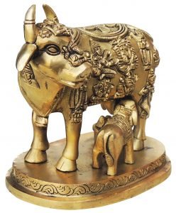 Brass Cow With Calf Gaye Bacdha 6*3.7*5.2 Inch - Image 4