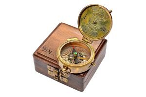Vintage Thoreau Go Confidently Quote Antique Brass Compass 2" with Shesham Wooden Box (Multicolour)