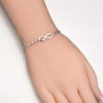 Stylish Austrian Crystal Rose Gold Charm Bracelet for Women - Image 4