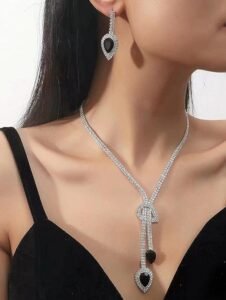 Stylish Fancy Sparkling Crystal Diamond Necklace Jewellery Set for Women - Image 6