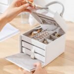 PU Leather Jewelry Box, 3 Layer Jewelry Storage Organizer Box, Mirrored Women Jewelry Storage Box Modern Travel Jewelry Box for Earring Necklace Display Case Cabinet, Lockable - Image 8